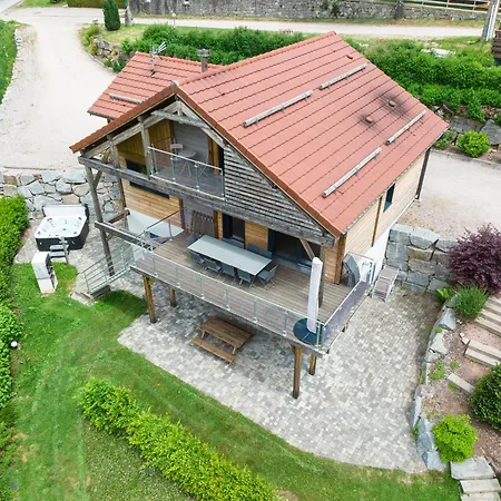 Les Biches Lucy Gérardmer